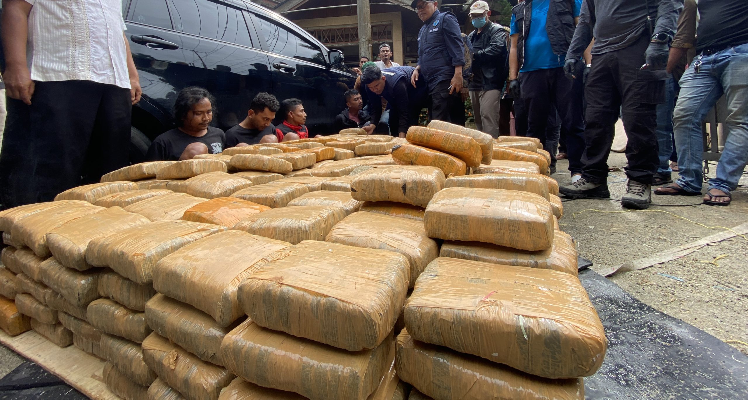BNNP Sumbar Laksanakan Pemusnahan 600 Kg Ganja Asal Aceh