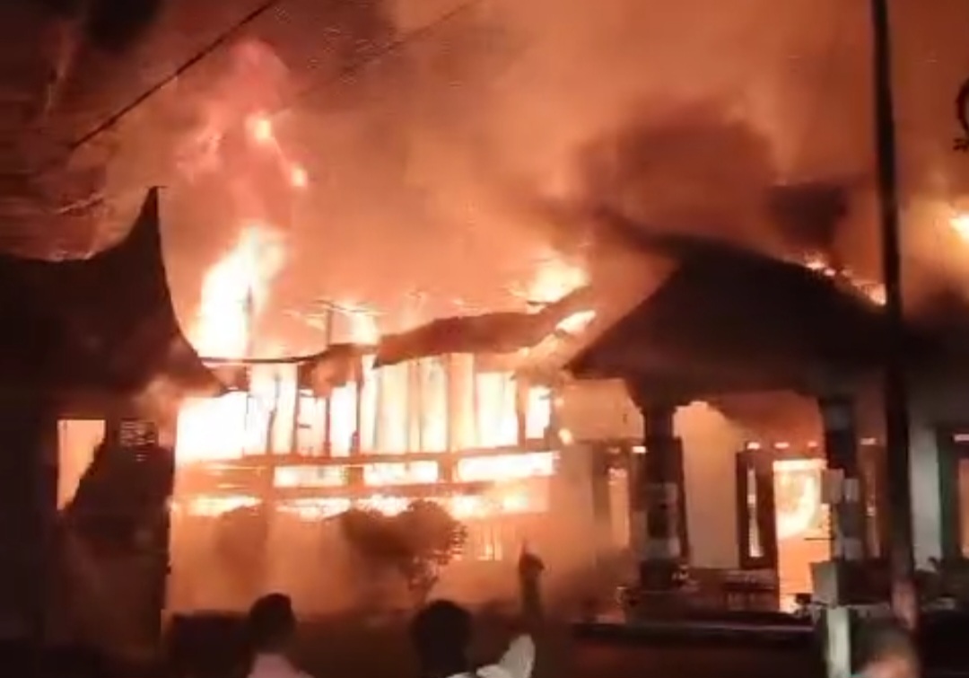 Rumah Gadang di Payakumbuh Terbakar, Penyebab Masih Diselidiki