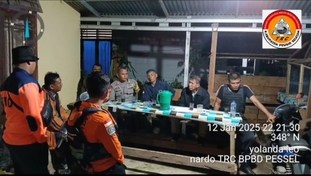 Dua Warga Hilang Terseret Arus Sungai di Pasir Lawas, Kambang Utara