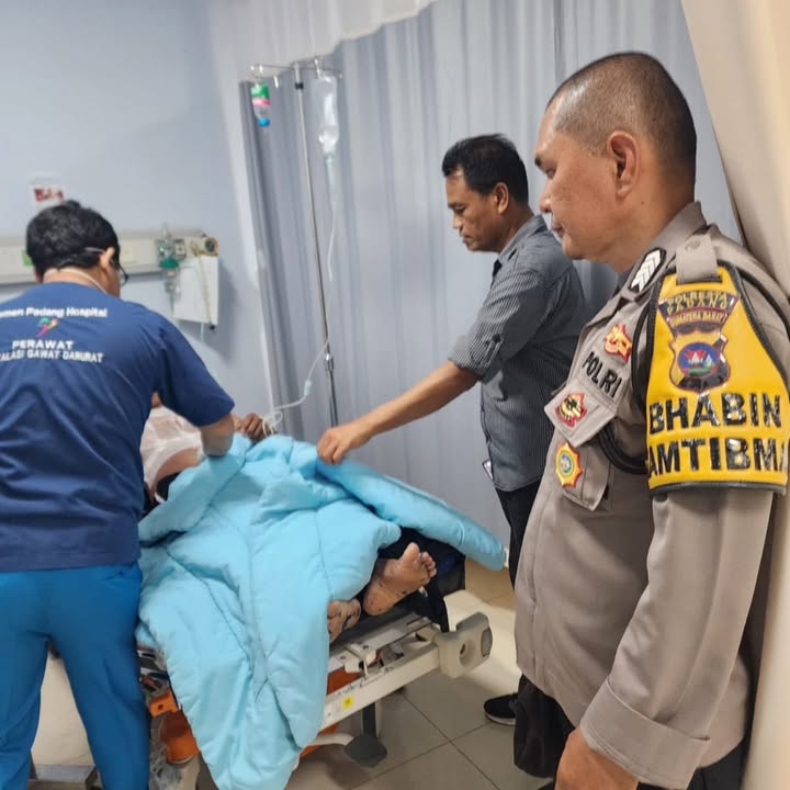 Seorang Buruh Kritis Tersengat Listrik Tegangan Tinggi Saat Melakukan Pengecatan Gedung di Padang