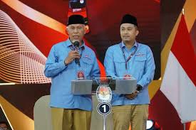 Mahyeldi dan Vasko Akan Kenakan Sepatu Lokal saat Pelantikan Di Istana Negara